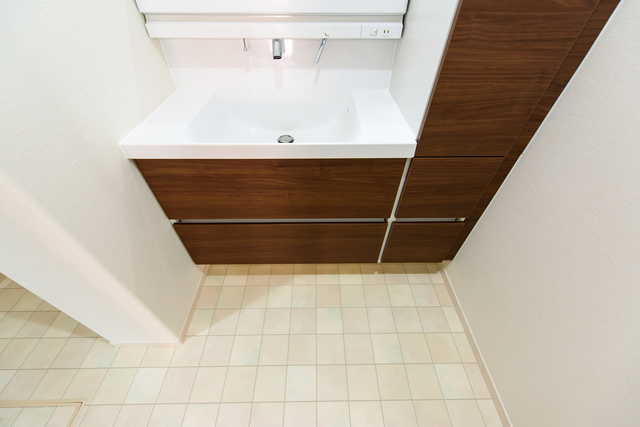 洗面所用の冷たくない床タイル 本当に冷えないの 使用者の感想をチェック Kurasu Labo 暮らすラボ